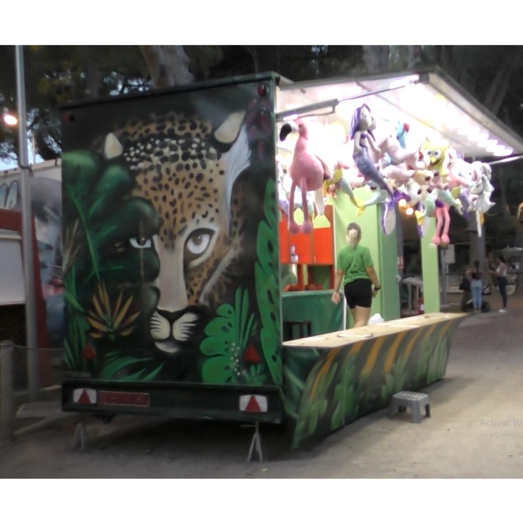 graffiti mural decorativo tigre