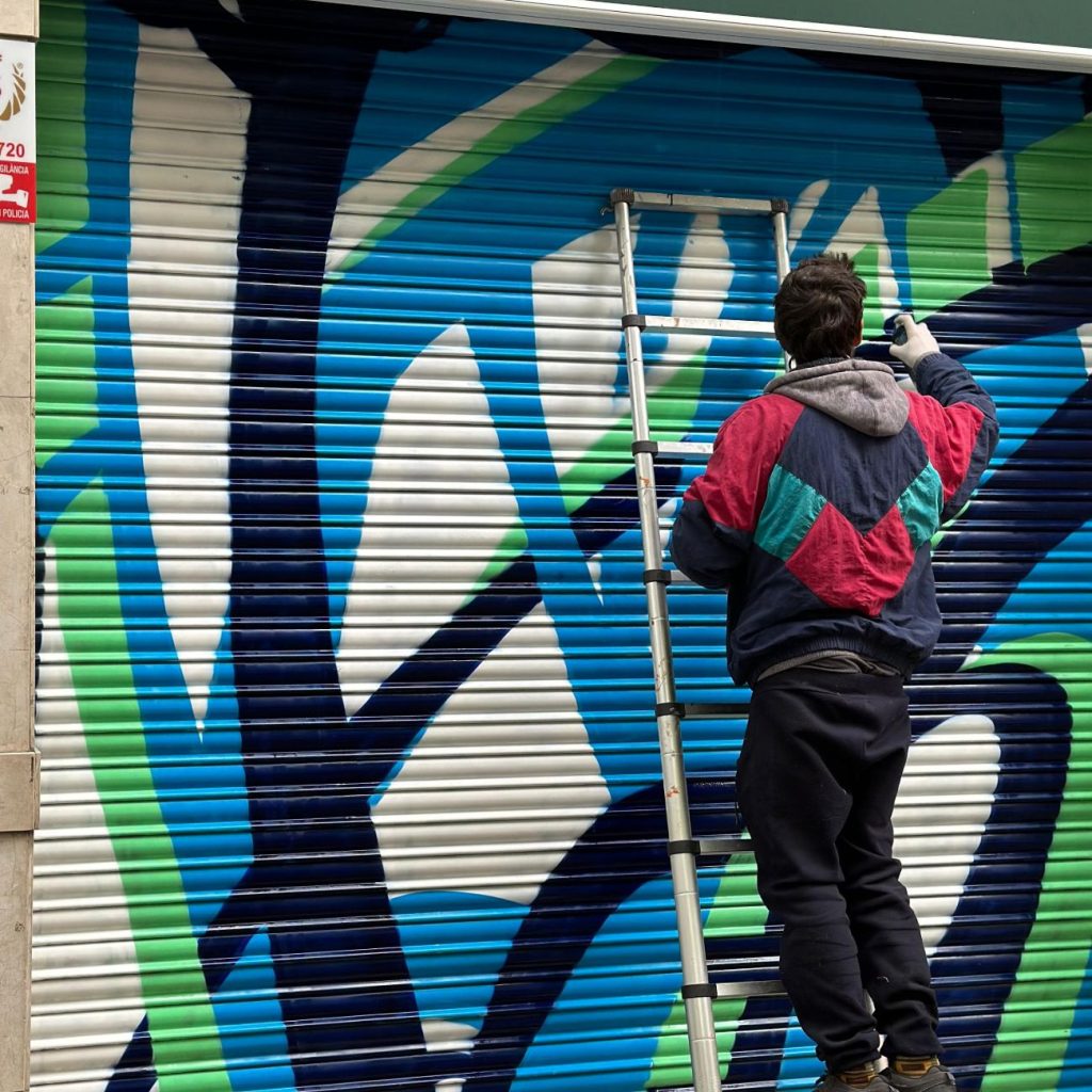 graffiti mural kato